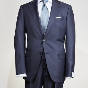 BNWT Caruso Norma Men's 2 Piece Navy Suit 42R (52 IT)